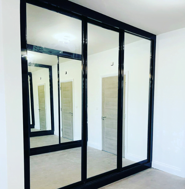 Fitted Sliding Door Wardrobes Design 8