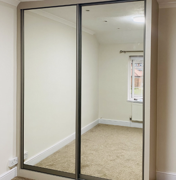 Fitted Glass Door Wardrobe Design 6