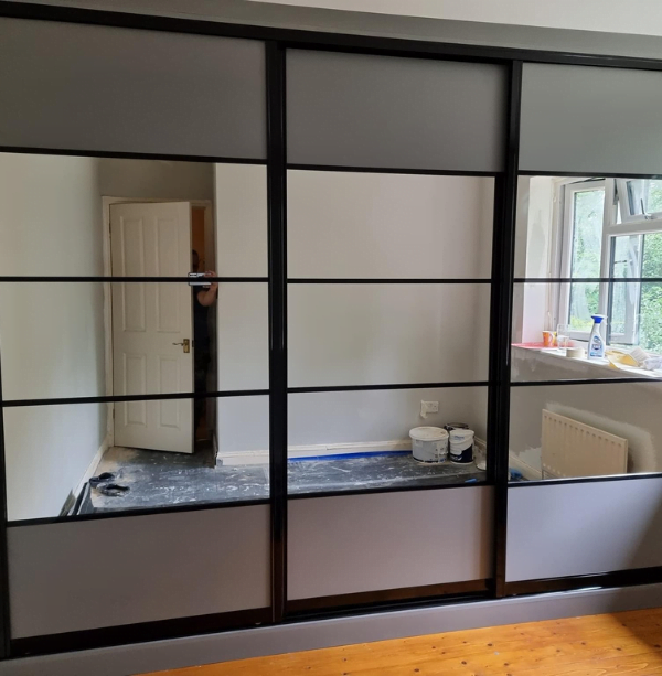 Fitted Sliding Door Wardrobes Design 6