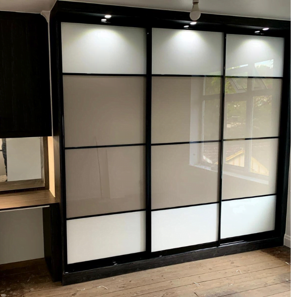 Fitted Sliding Door Wardrobes Design